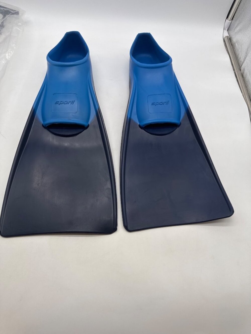 Sporti Floating Swim Fins M 8-9 W 9-10 Blue & Black Rubber For Training & Snorke
